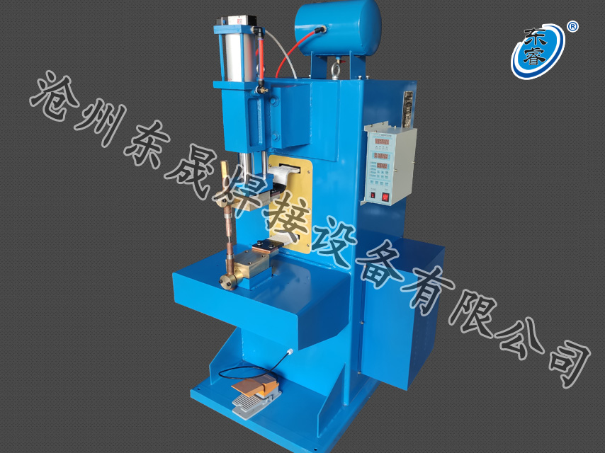 無痕儲能點(diǎn)焊機(jī)