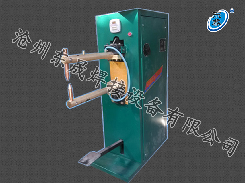 DN-10型腳踏式點(diǎn)焊機(jī)